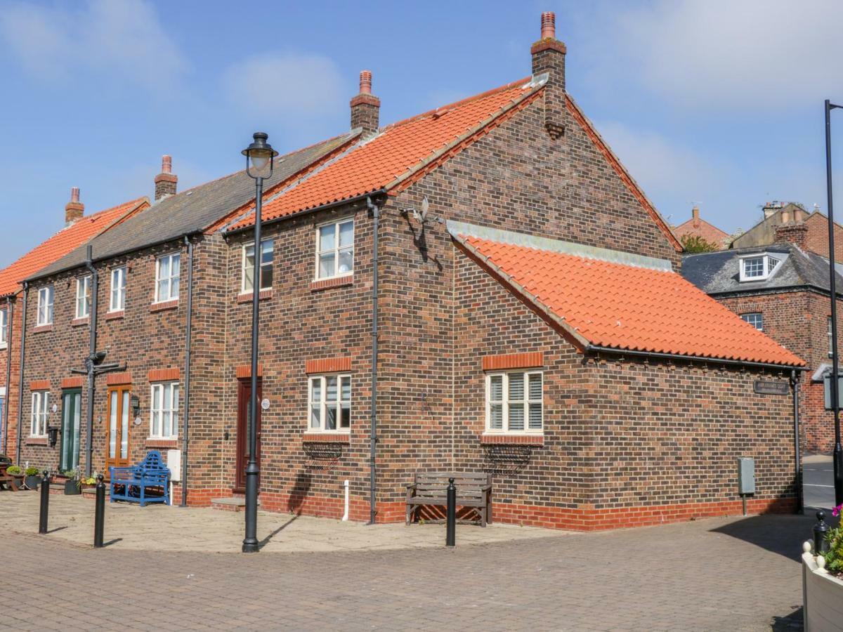 Abrahams Cottage 惠特比 外观 照片